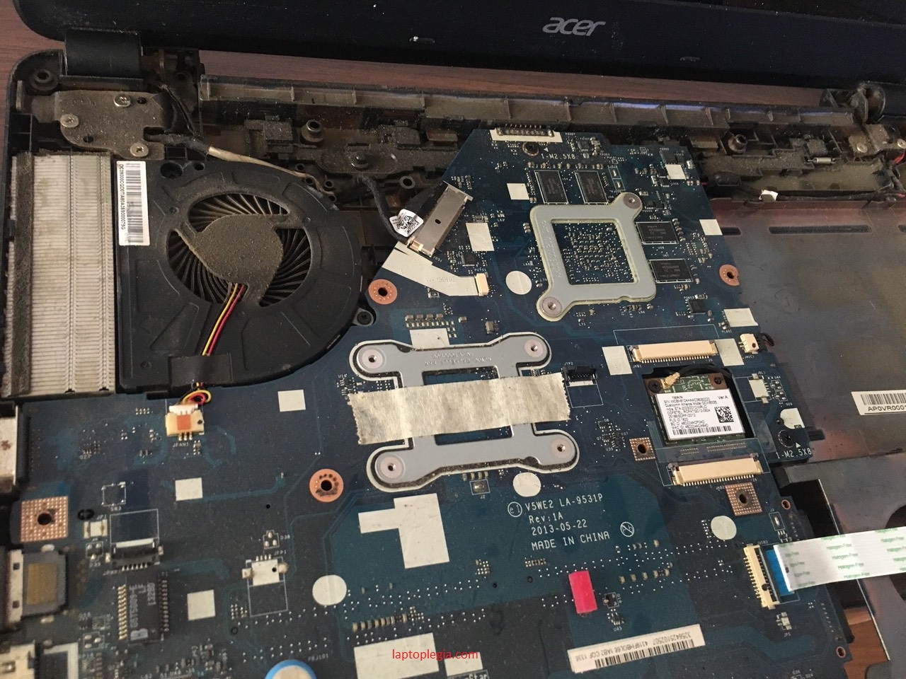 nơi sửa laptop đường nguyễn văn quá