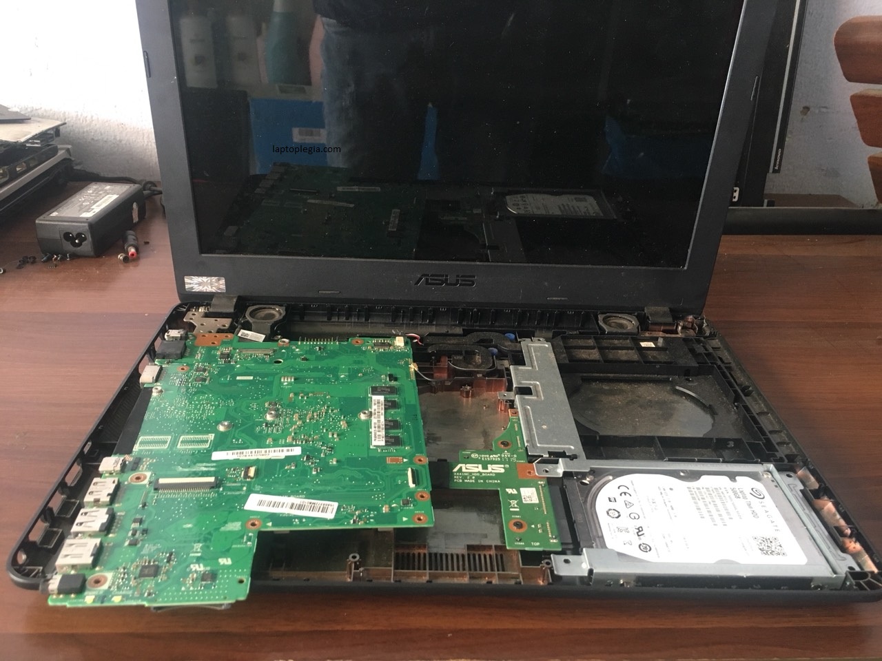 sửa laptop đường phan huy ích gò vấp
