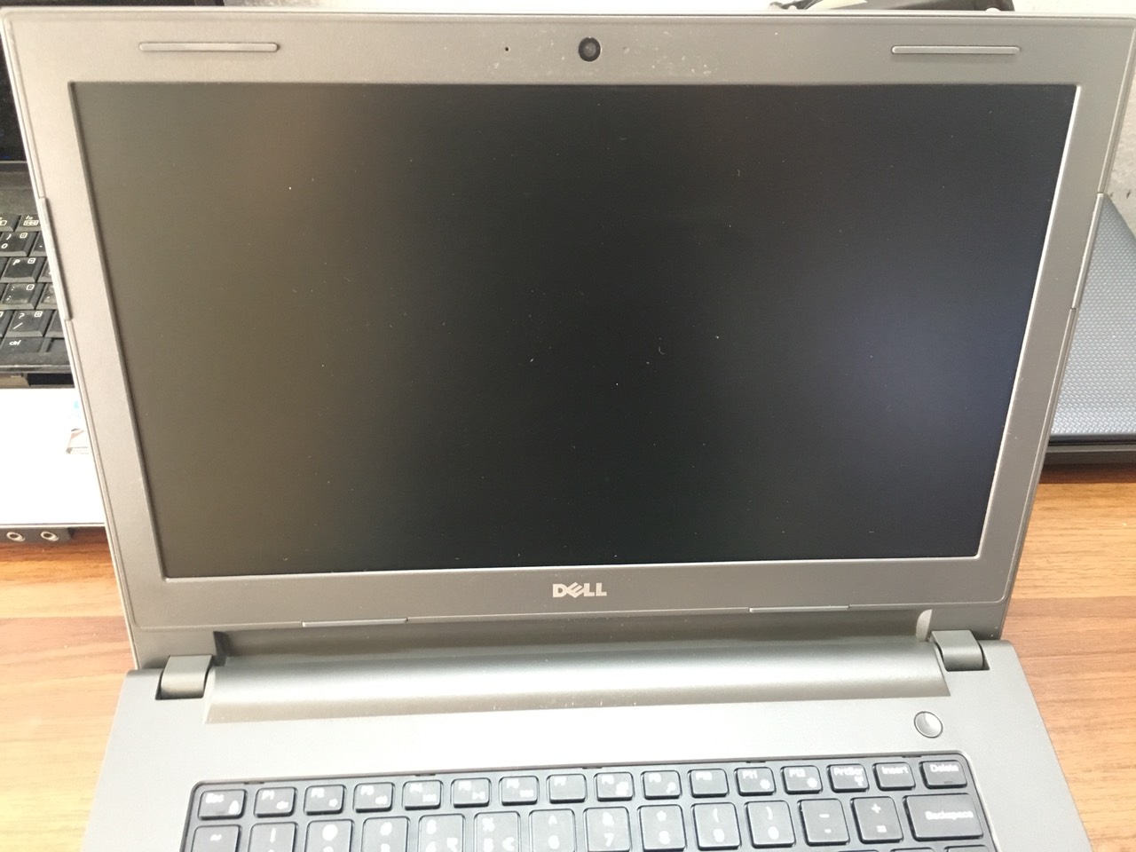 trung tâm mua bán laptop cũ ở hóc môn